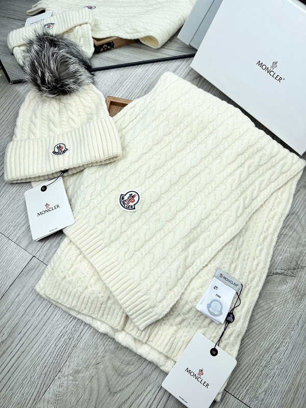 ブランドマフラー角部分ディテール